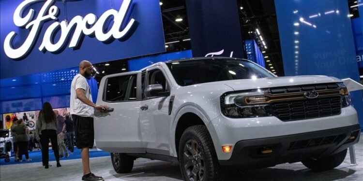 Ford, Michigan Batarya Fabrikası Planlarını Küçültüyor