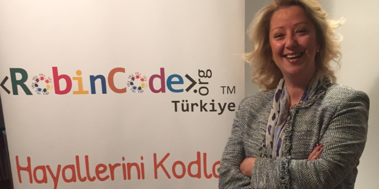 Gözde Erbaz: “Teknoloji, insanlara hizmet ettikçe anlam kazanıyor”