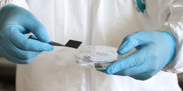 Niğde Üniversitesi’nden Yenilikçi Adım: Esnek Güneş Pilleri