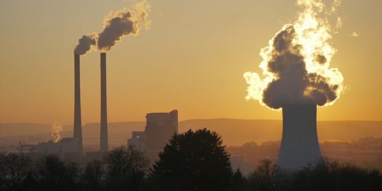 UNEP Fosil Yakıtların Geleceğini Değerlendirdi