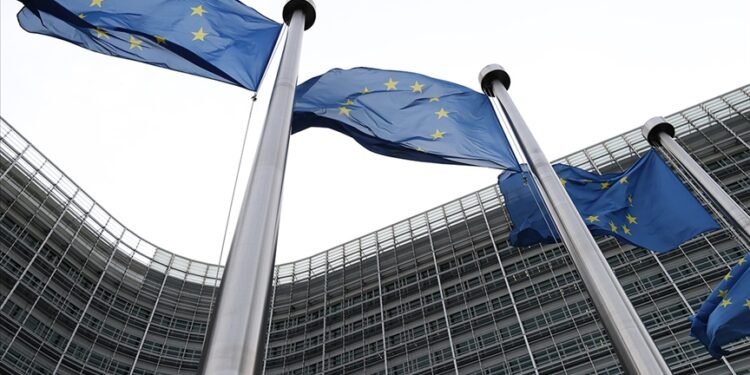 AB, Bulut Bilişim Teknolojilerine 1,2 Milyar Avroluk Kamu Desteği Onayladı