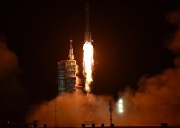 Çin, Long March Roketleriyle Uzaya 500. Kez Yolculuğa Çıktı