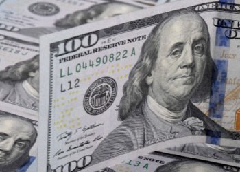 Dolar/TL Yeni Haftaya Yatay Başladı