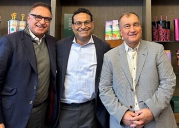 Murat Ülker, Starbucks CEO’suyla Çekilen Fotoğrafı Hakkında Konuştu