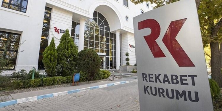 Rekabet Kurulundan Bilişim ve Telekomünikasyon Devlerine İdari Para Cezası
