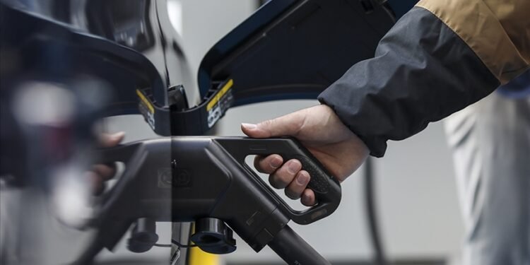 Tayland, Japon Otomobil Üreticilerinden 4,3 Milyar Dolarlık Yatırım Bekliyor