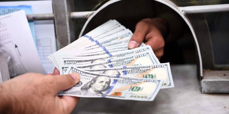 Dolar/TL, 30 TL’nin Üzerinde Seyrediyor