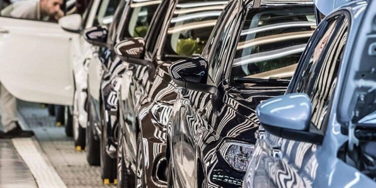 Otomobil Sektöründe Yeni Yıl Zamları Belli Oldu