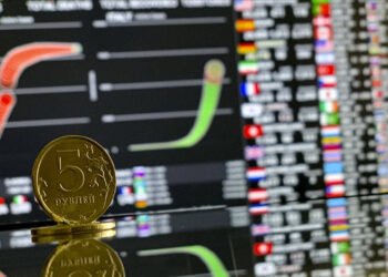 Moskova Borsası’nda İşlemler Durduruldu