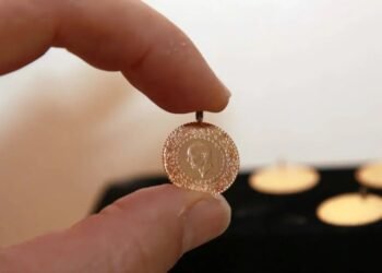 Gram Altın Rekor Kırdı: 2.048 Türk Lirası