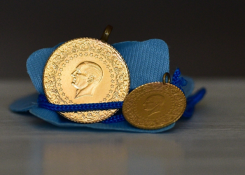 Altın Fiyatları Haftaya Düşüşle Başladı