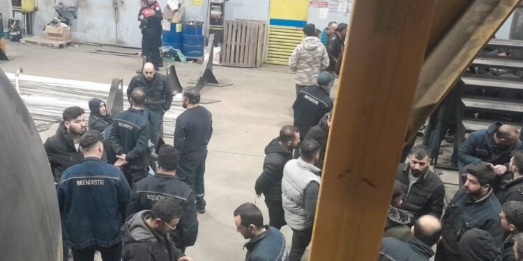 Sivas’ta Sendika Üyesi İşçilerin Direnişi 20. Gününde