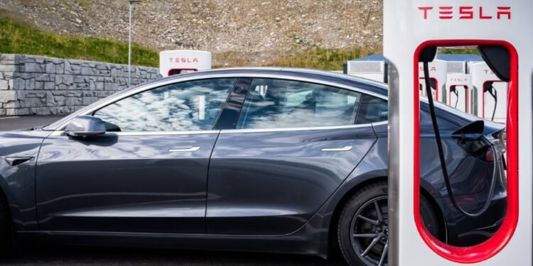 Tesla ABD’deki Model Y Otomobiller için Fiyat Artışını Duyurdu
