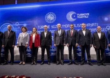 13. Çalışma Meclisi İş Hayatının Geleceğini Konuştu  