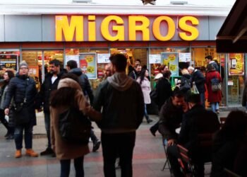 Migros ve Carrefour, Patiswiss Ürünlerini Raflardan Kaldırdı