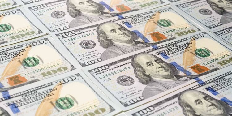 Haftanın İlk Gününde Dolar/TL