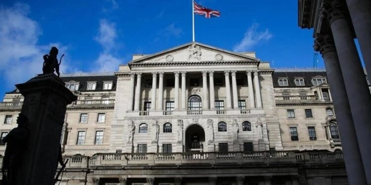 İngiltere Merkez Bankası Faiz Oranlarını %5,25’te Sabit Tuttu