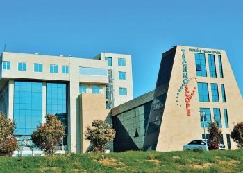 My Tech Enerji’nin Yenilikçi Otonom Panel Yıkama Robotu: MyRobi