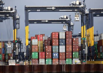 Türkiye’nin Dış Ticaret Açığı 9,9 Milyar Dolara Yükseldi