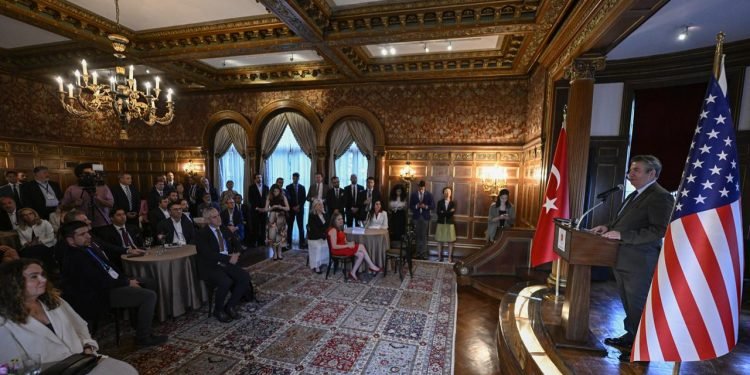 ABD ve Türkiye İlişkilerinde İşbirliği ve Sinerji