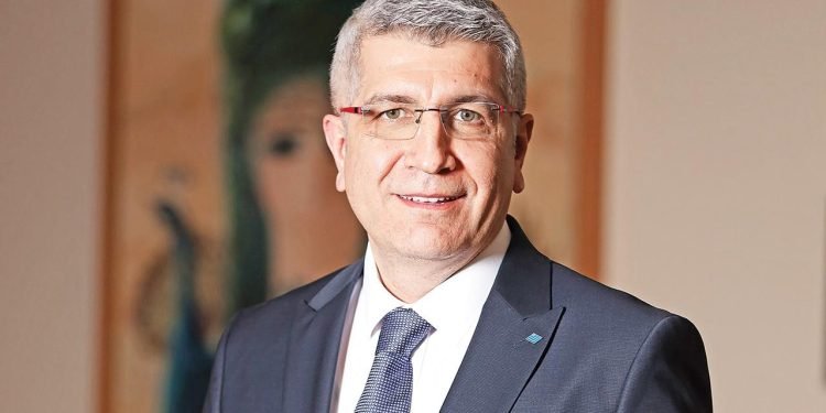 Esin ÇETİNEL: 2024’e Yönelik Yatırım Trendleri