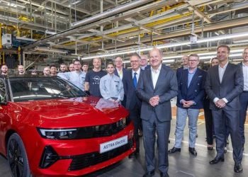 Opel’in 125. Yıl Dönümü Kutlamaları ve Elektrikli Gelecek