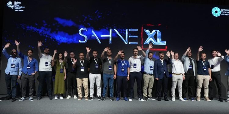 Sahne XL Etkinliğinde 18 Girişimci Yenilikçi Projelerini Tanıttı