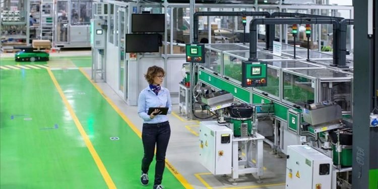 Schneider Electric ve AVEVA’dan Elektrikli Araç Batarya Üretimi İçin Yenilikçi Çözüm