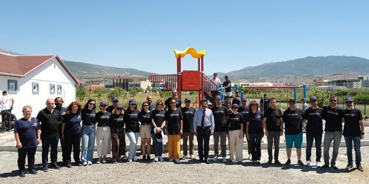 AbbVie Türkiye, Olasılıklar Haftası’nda ihtiyaç sahibi çocukların yanında