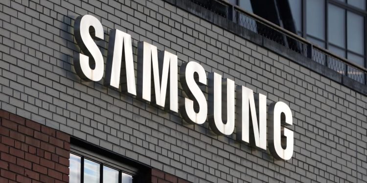 Samsung’un Yapay Zeka Satın Alımı ve Canlı Çeviri Geliştirmeleri