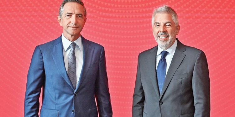 Vodafone Türkiye CEO’su Engin Aksoy’dan Fiber Altyapı ve Rekabet Çağrısı