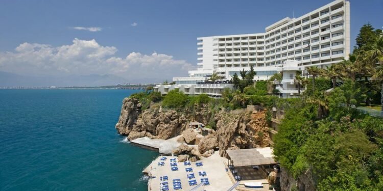 Divan Antalya Talya Oteli’nin Yeniden İnşası ve Mahkeme Süreci