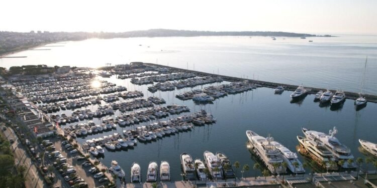 D-Marin Fransa’da Camille Rayon Marinası’nı Edindi