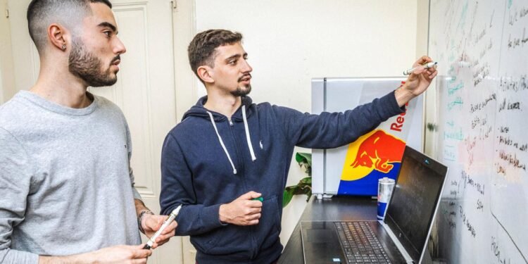 Red Bull Basement ile Genç Girişimciler Dünya Finaline Hazırlanıyor