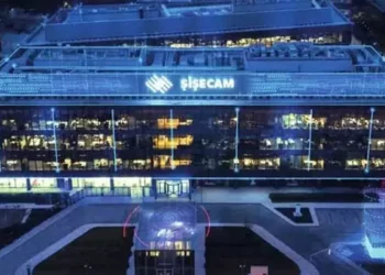 Şişecam’dan Ukrayna’ya Yatırım Kararı ve Savaşın Sponsorları Listesine Alınması