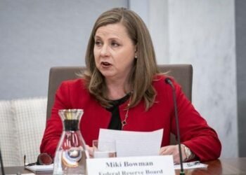 Fed Üyesi Michelle Bowman, Faiz İndirimleri Hakkında Değerlendirmelerde Bulundu