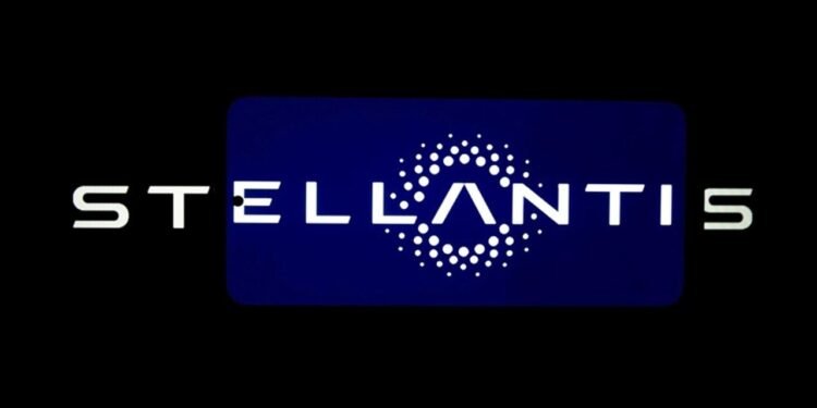 Stellantis’ten Avrupa Birliği’ne CO2 Emisyon Hedeflerine Sert Tepki