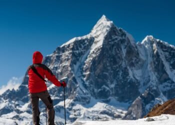 Everest Dağı’nın Yükselişi ve Bilimsel Araştırmalar