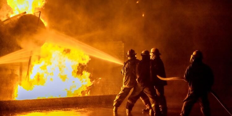 Los Angeles’ta Lityum İyon Pil Yangını ve Güvenlik Riskleri