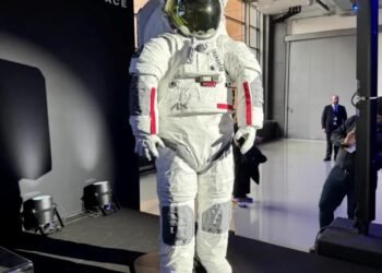 Uzay Turizmi ve Prada’nın Yenilikçi Uzay Kıyafeti