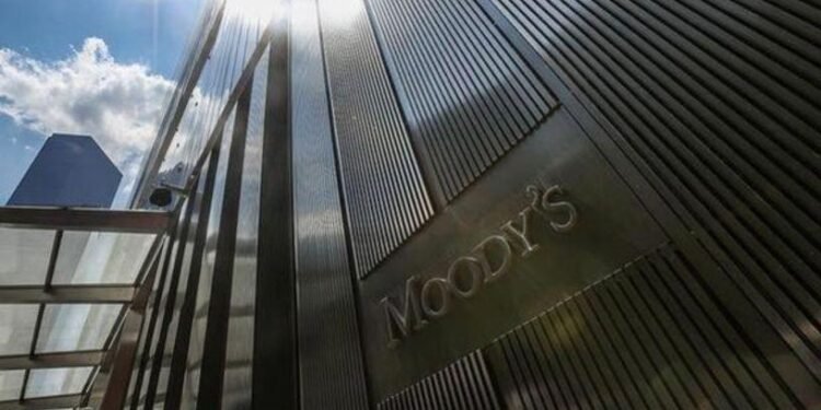 Moody’s Suudi Arabistan’ın Kredi Notunu Yükseltti