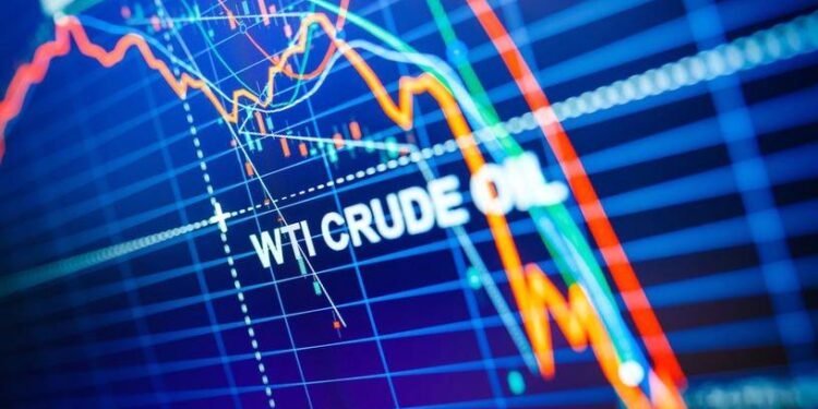 Petrol Fiyatlarında Düşüş: Jeopolitik Risklerin Etkisi