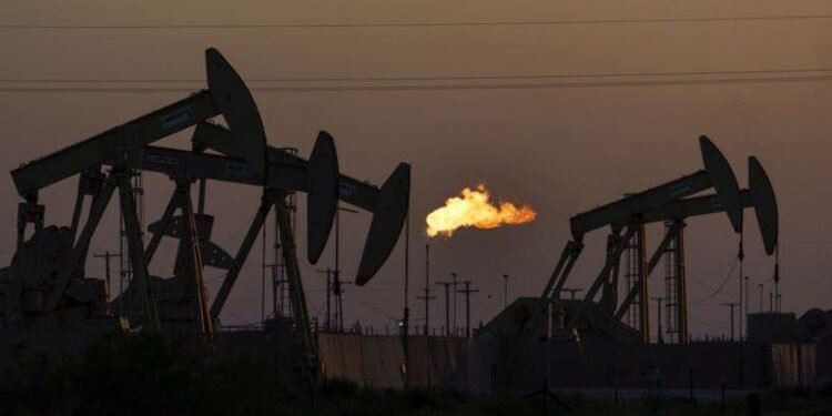 Petrol Sondaj Kuleleri ve Fiyat Gelişmeleri