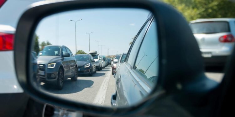 Yan Dikiz Aynalarının Gizemi ve Güvenlik Avantajları