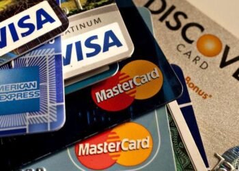 ABD Kredi Kartı Ödemelerinde Temerrüt Oranı Artıyor