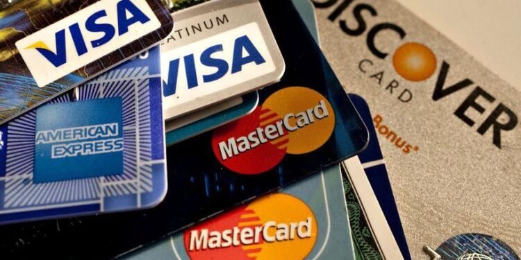 ABD Kredi Kartı Ödemelerinde Temerrüt Oranı Artıyor