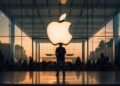 Apple Çalışanından Şirketine Dava: Mahremiyet İhlali İddiası