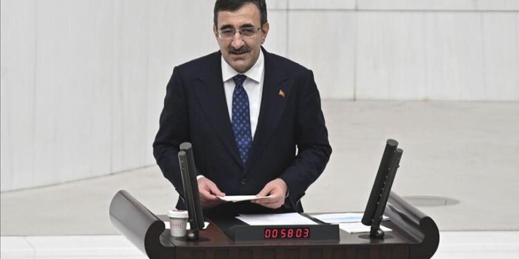 Cevdet Yılmaz’ın Bütçe Görüşmeleri: Asgari Ücret ve Ekonomik İstikrar