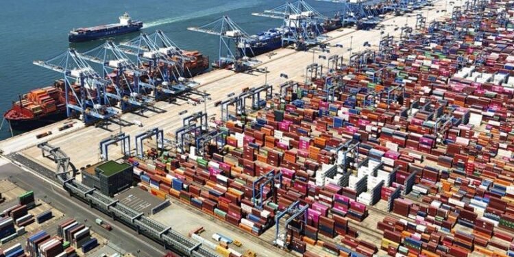 Çin’in Cari İşlemler Hesabı: 241,3 Milyar Dolar Fazla