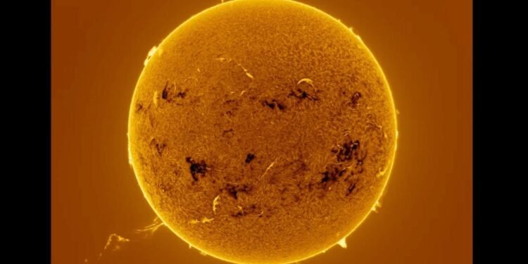 Güneş’in Etkileri ve Uydu Teknolojisi: Jeomanyetik Fırtınaların Sonuçları